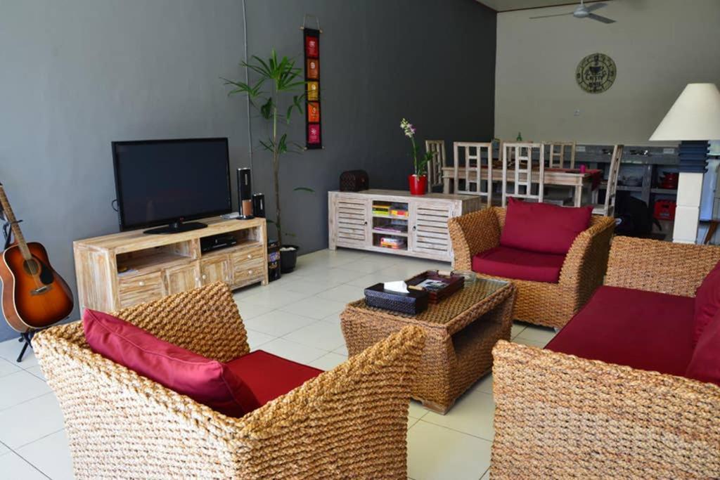 Villa Eden Seminyak Exteriör bild